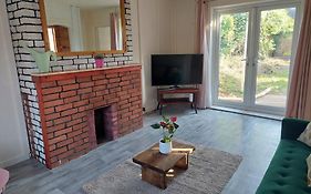 Lovely 3 Bed Terraced Family House